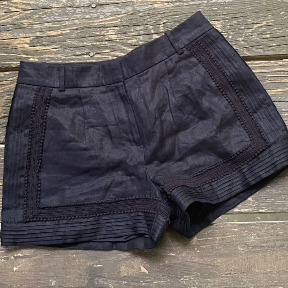 NWOT J. Crew Black Linen Shorts Sz 4